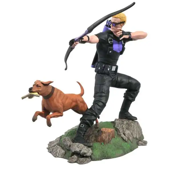 Marvel Gallery Hawkeye & Pizza Dog 9-Inch PVC Figure Statue [Damaged Package]