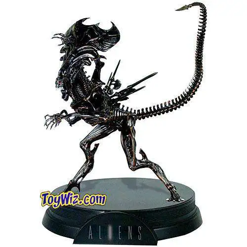 Aliens Signature Series Alien Queen Statue [Damaged Package]