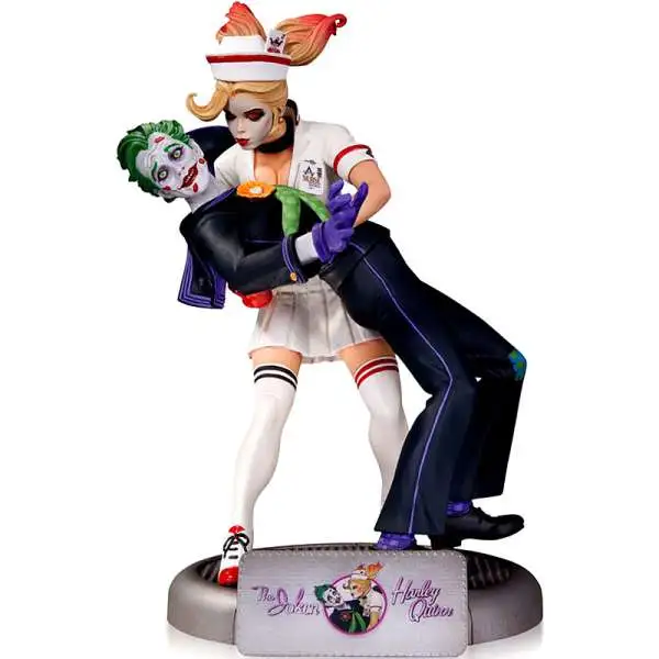 DC Batman Bombshells Harley Quinn 10.5 Statue [With The Joker, 2nd Edition]