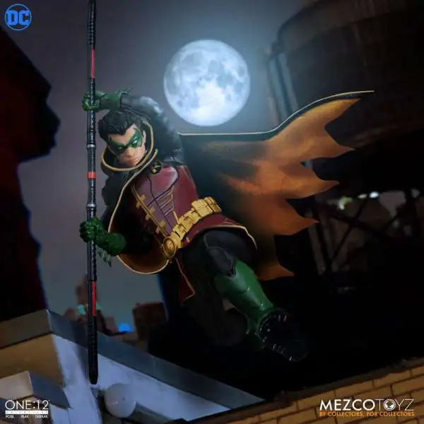 DC One:12 Collective Robin Action Figure (Pre-Order ships June)