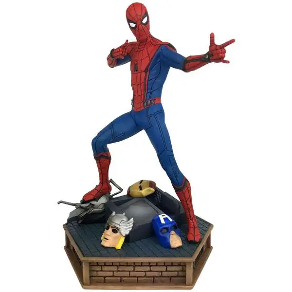 Marvel Spider-Man: Homecoming Premier Collection Spider-Man 12-Inch Resin Statue