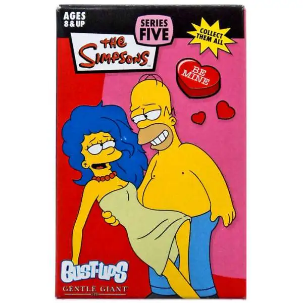 The Simpsons Be Mine Bust Ups Series 5 Homer & Marge Figure