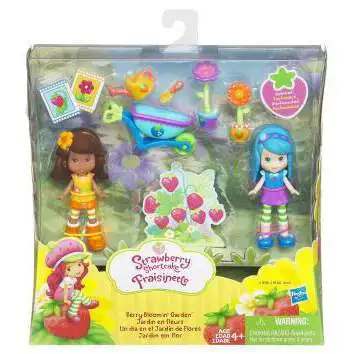 Strawberry Shortcake Fraisinette Berry Bloomin' Garden Mini Figure 2-Pack