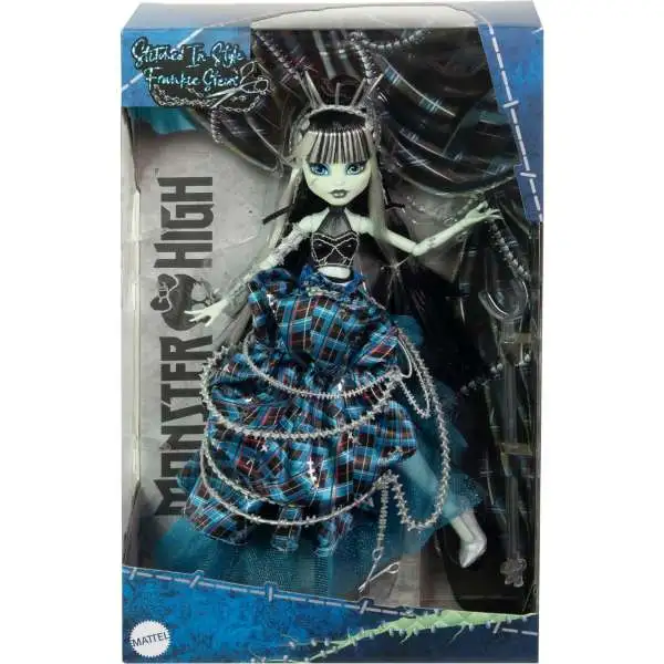 Monster High Stitched in Style Frankie Stein Exclusive Doll