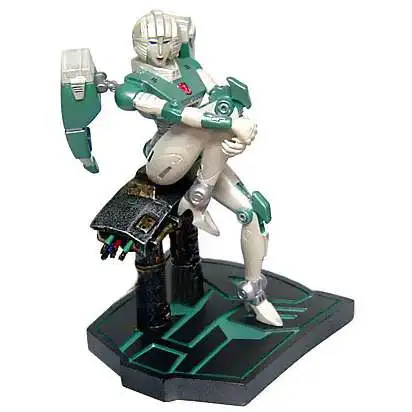 Transformers Statues & Busts Paradron Medic Exclusive 6-Inch 6" Mini Statue