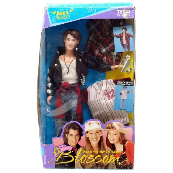 Kubrick NIKE Generation 1 Set 3B Collectible Figures Damaged