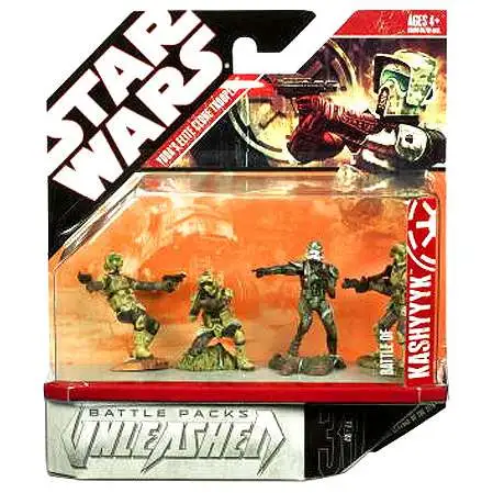 Star Wars Saga '08 Unleashed Yoda Elite Corp Figure 4-Pack [Damaged Package]